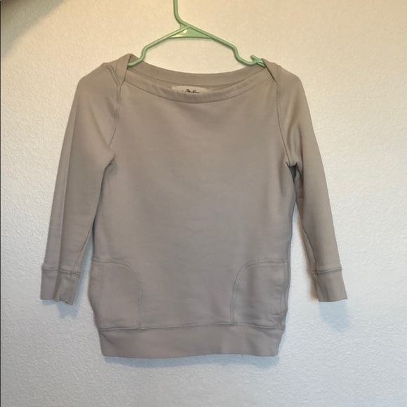J. Crew Tops - 3/4 Sleeve sweatshirt with pockets. JCrew. XS Gray